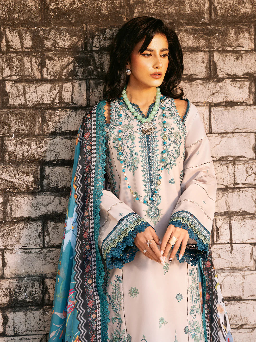 317 - B | 3 PC Lawn - Binilyas