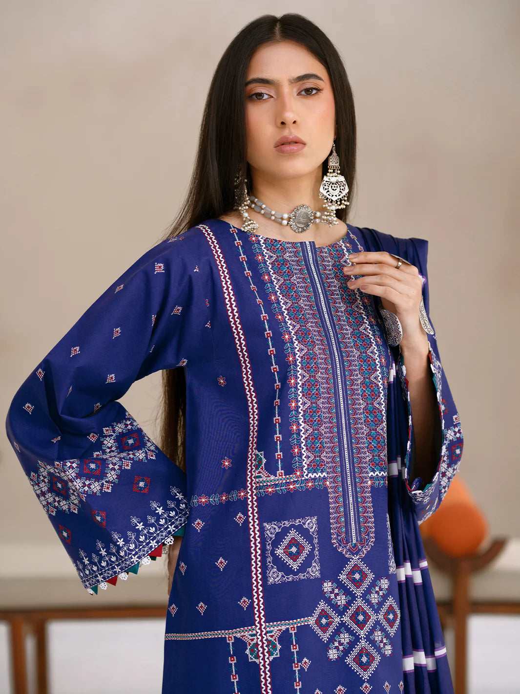 84 - B | 3 PC LAWN - Binilyas