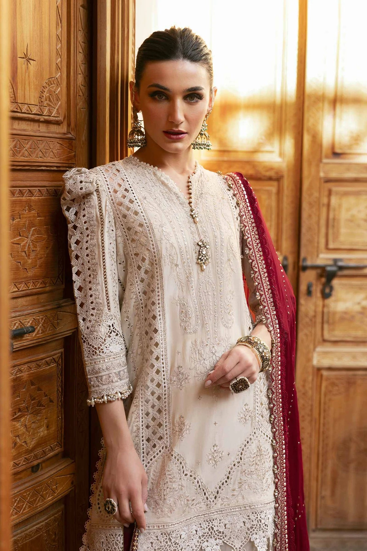 3 Piece Unstitched Embroidered Lawn Suit | D-2511-B - MARIA.B