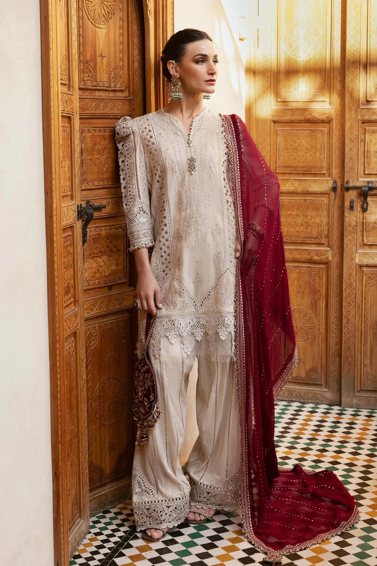 3 Piece Unstitched Embroidered Lawn Suit | D-2511-B - MARIA.B