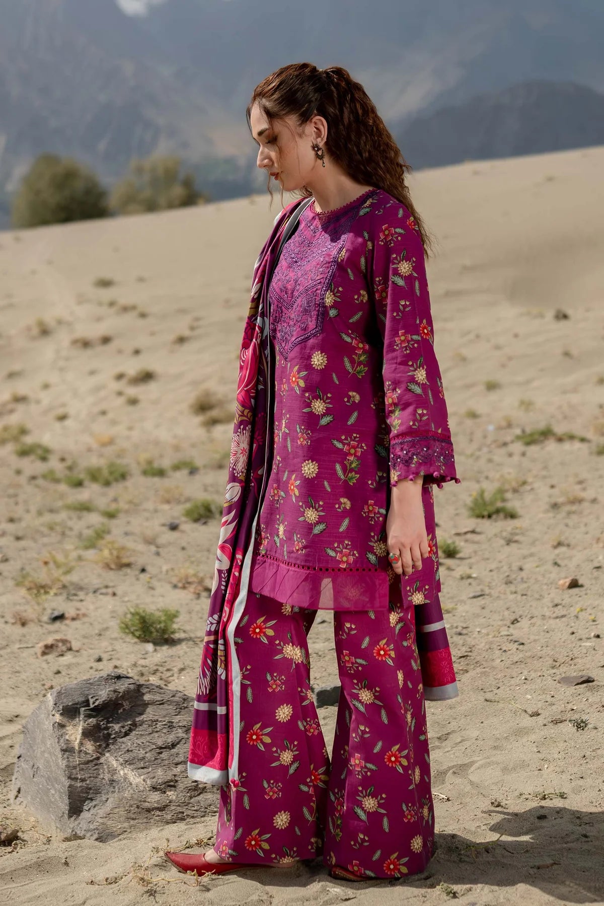 3 Pc Unstitched Printed Khaddar Suit | 505-A | Maria B